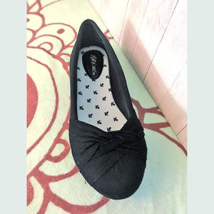 Black Slip-on Flats